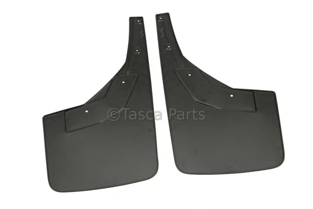 Mud Flap Kit - GM (22894859)