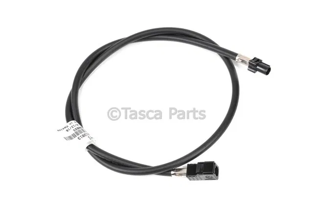 Digital Radio, Mobile Telephone, and Vehicle Location Antenna Cable - GM (26212813)