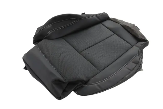 F Cover - GM (42912921)