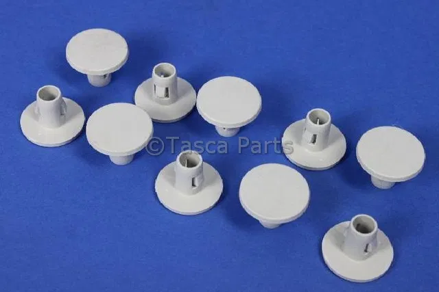 Push Pin - Mopar (5NE13MS7AA)