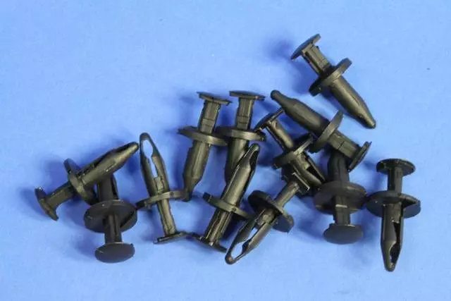 Push Pin - Mopar (6509103AA) - view 3