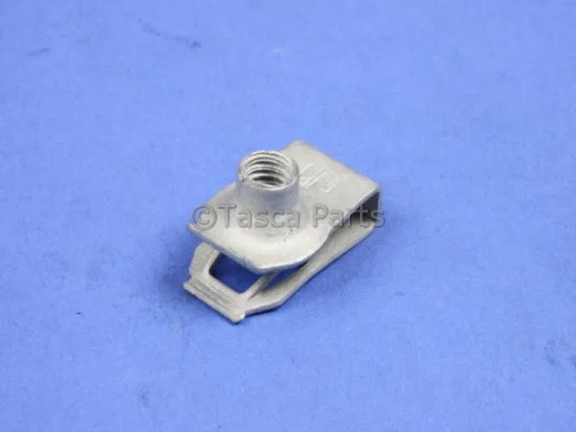 U-Nut - Mopar (68046824AA)