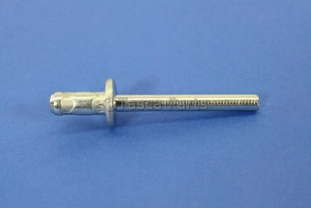 Rivet - Mopar (68202065AA)