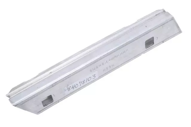 Side Weather-Strip Retainer - Passenger Side (RH) - GM (84078103)