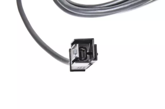 USB Data Cable - GM (84243408) - view 2