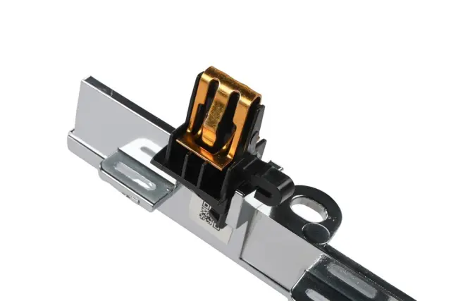 F Bezel - GM (85685752) - view 4