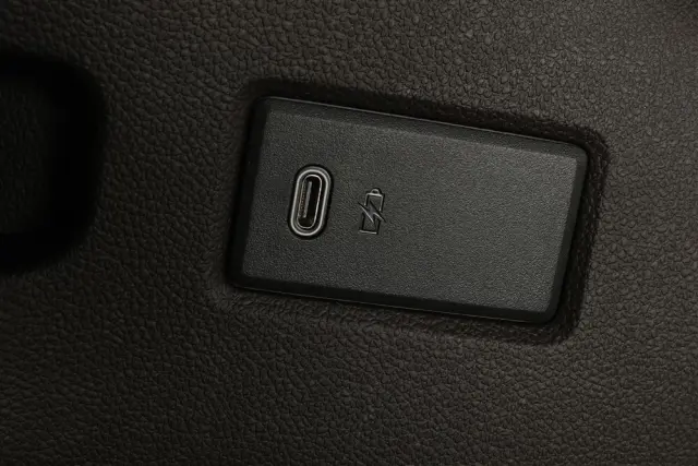 F Panel - GM (85765747) - view 2